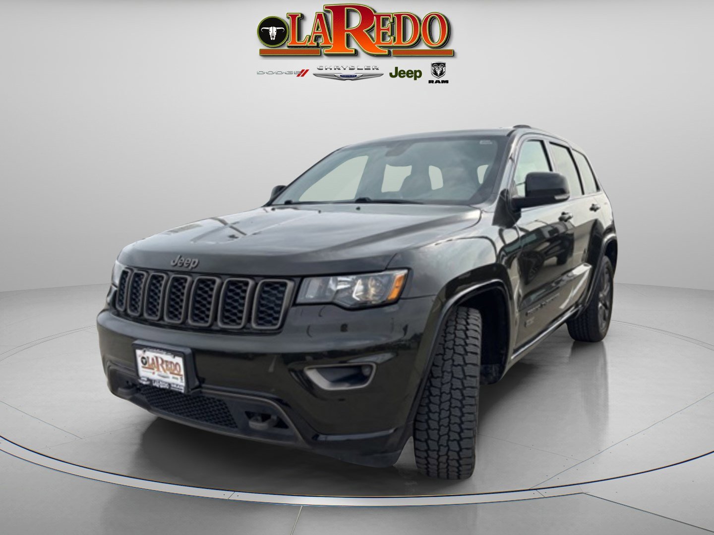 2016 Jeep Grand Cherokee Limited photo 2
