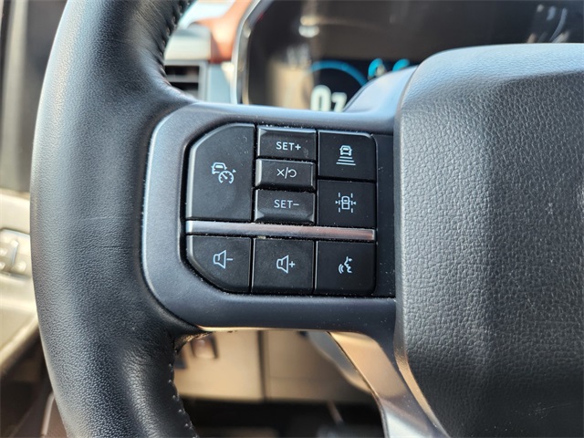 2023 Ford F-150 Lariat photo 16