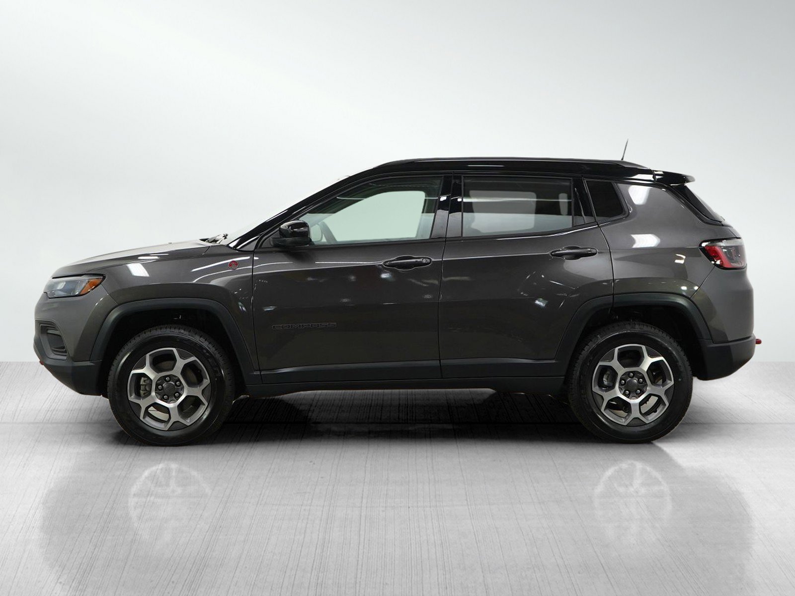 Used 2022 Jeep Compass Trailhawk with VIN 3C4NJDDB3NT227666 for sale in Hopkins, Minnesota