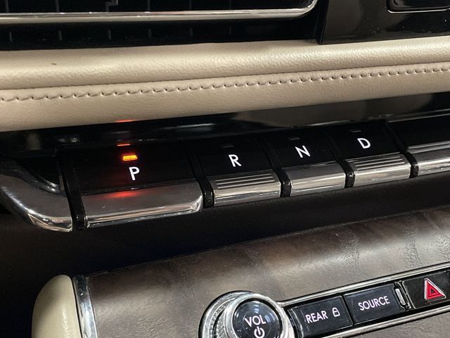 2021 Lincoln Aviator Reserve photo 22
