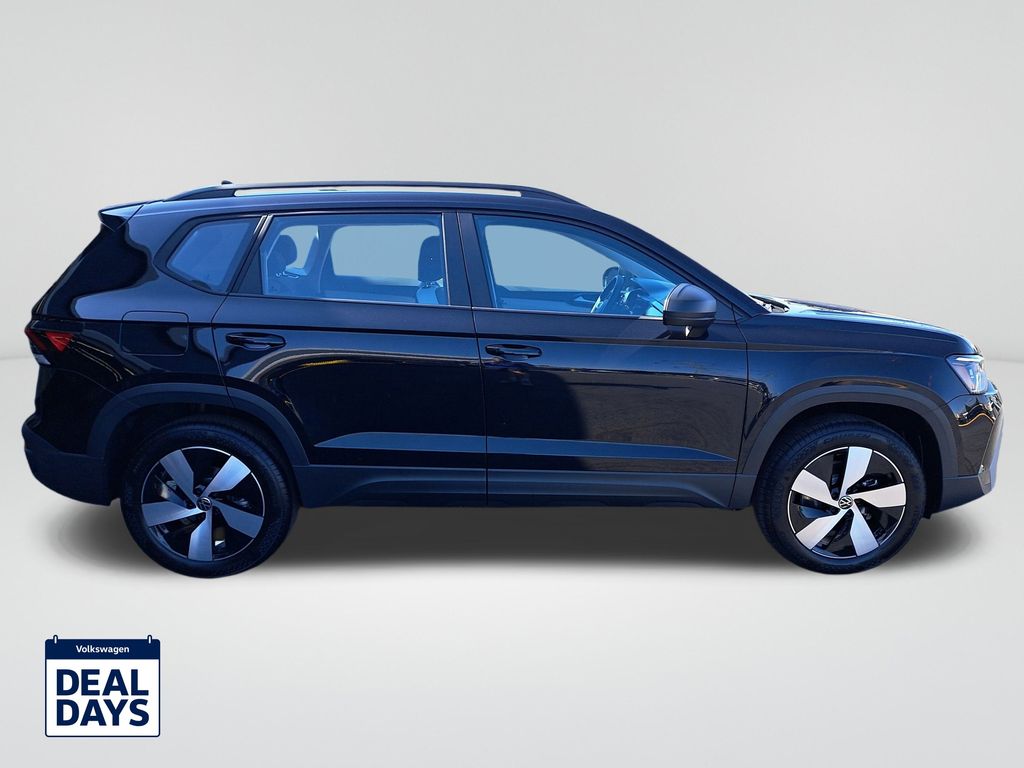 2025 Volkswagen Taos S photo 2