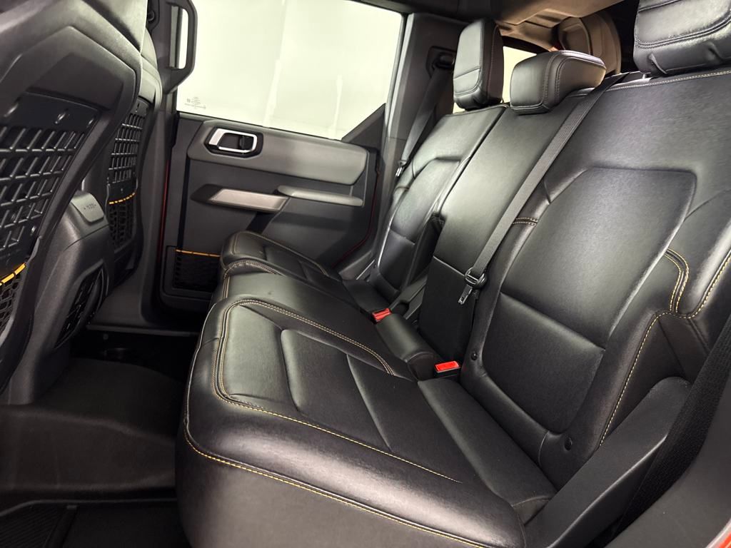 2022 Ford Bronco Badlands photo 9