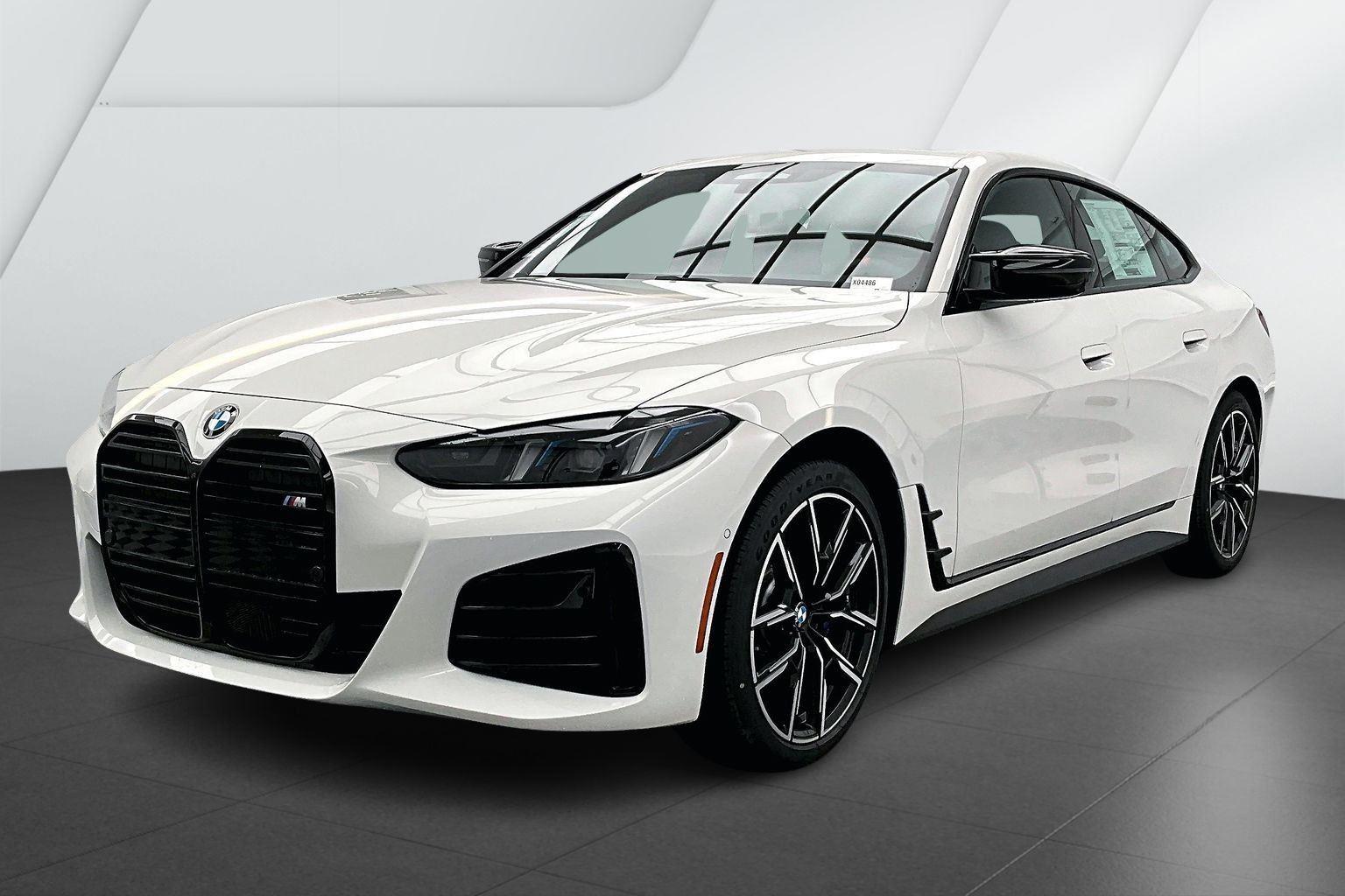 2026 BMW 4 Series M440i's photo