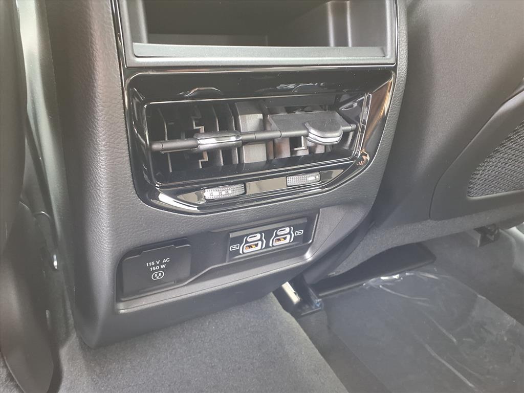 2025 Jeep Grand Cherokee Altitude X photo 4