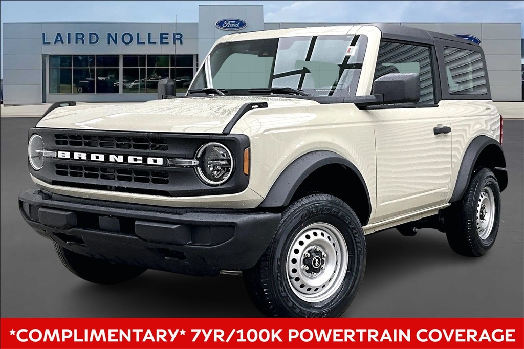 2025 Ford Bronco 2-Door Base's photo