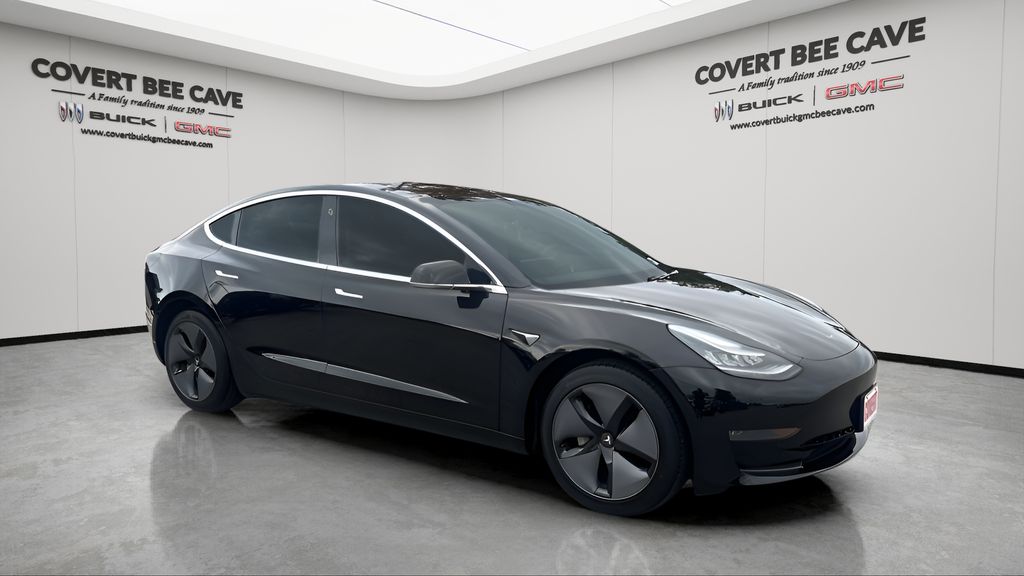 2019 Tesla Model 3 Base's photo