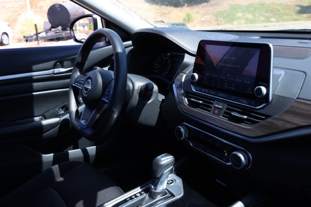 2023 Nissan Altima 2.5 SV photo 17