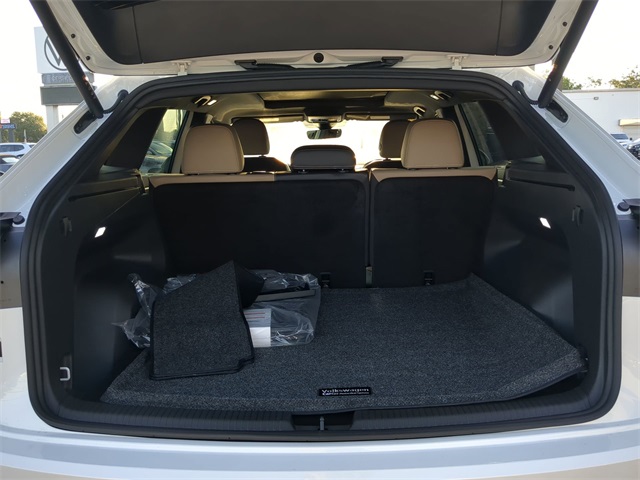 2026 Volkswagen Atlas Cross Sport SE Technology photo 9