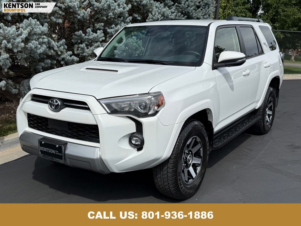 2024 Toyota 4Runner TRD Off-Road Premium photo 3