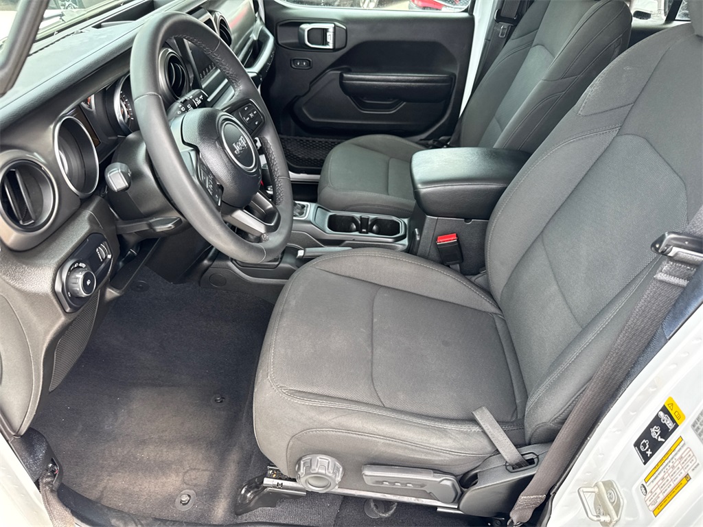 2023 Jeep Wrangler Sport S photo 25