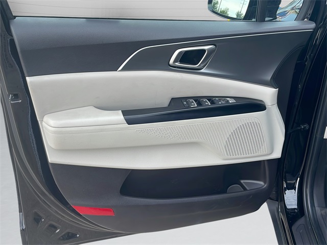 2024 Kia Carnival LX photo 41