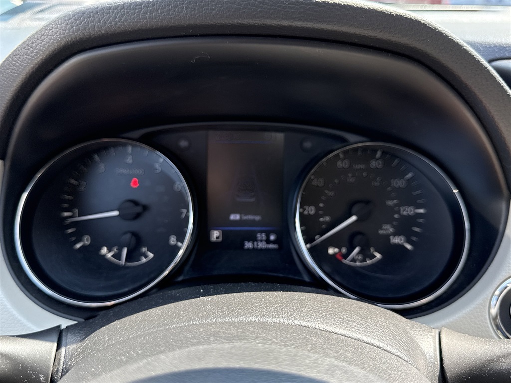 2019 Nissan Rogue Sport SV photo 8