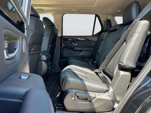 2025 Honda Pilot Touring photo 26