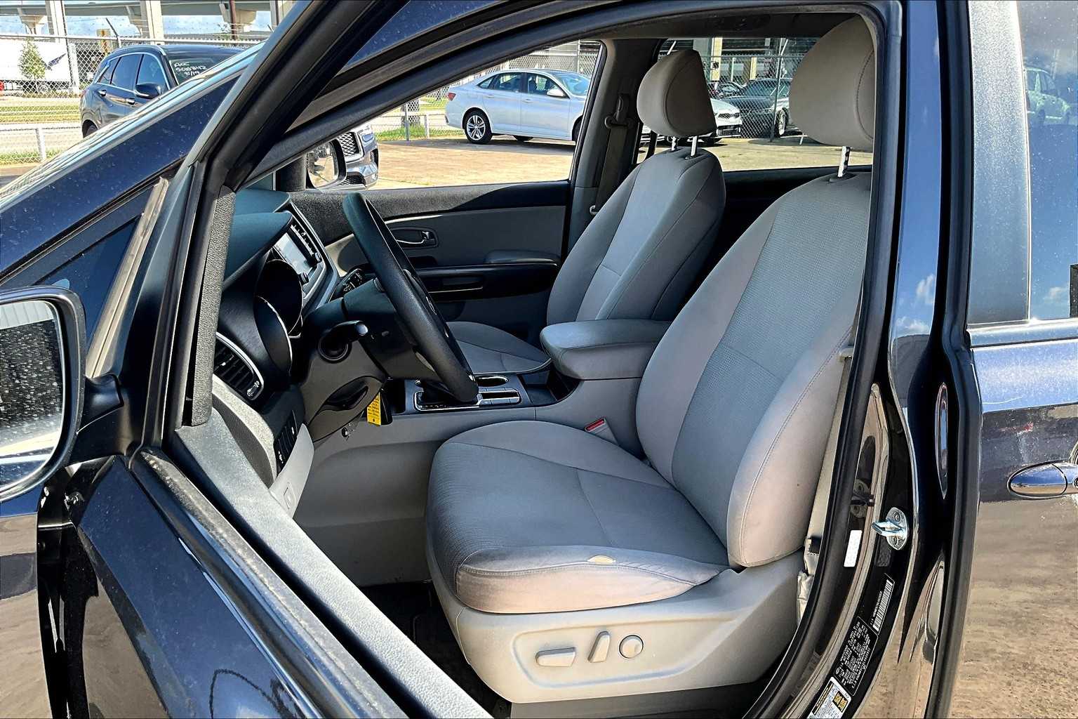 2020 Kia Sedona LX EX photo 7
