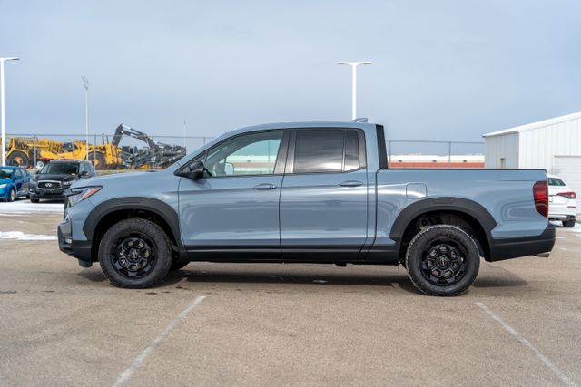 2025 Honda Ridgeline TrailSport photo 4