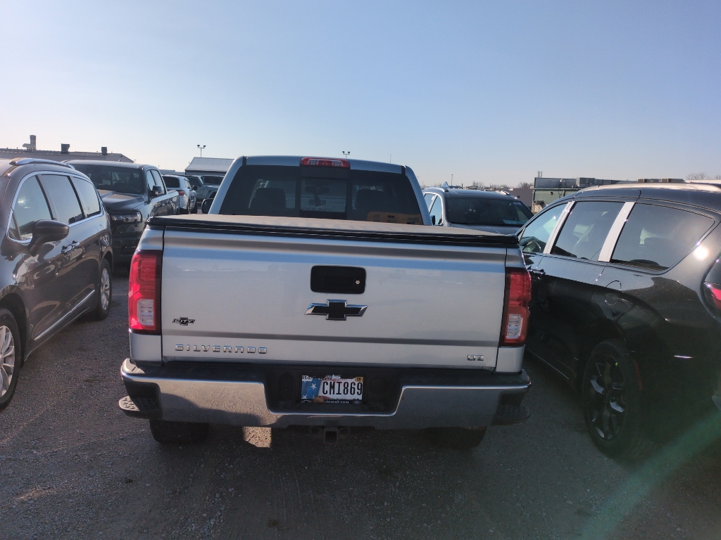 2016 Chevrolet Silverado 1500 LTZ photo 4