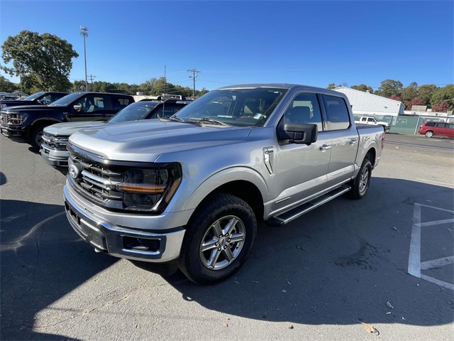 2024 Ford F-150 XLT photo 3