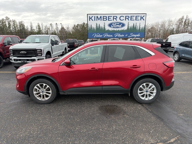 Used 2021 Ford Escape SE with VIN 1FMCU9G63MUA26022 for sale in Pine River, Minnesota