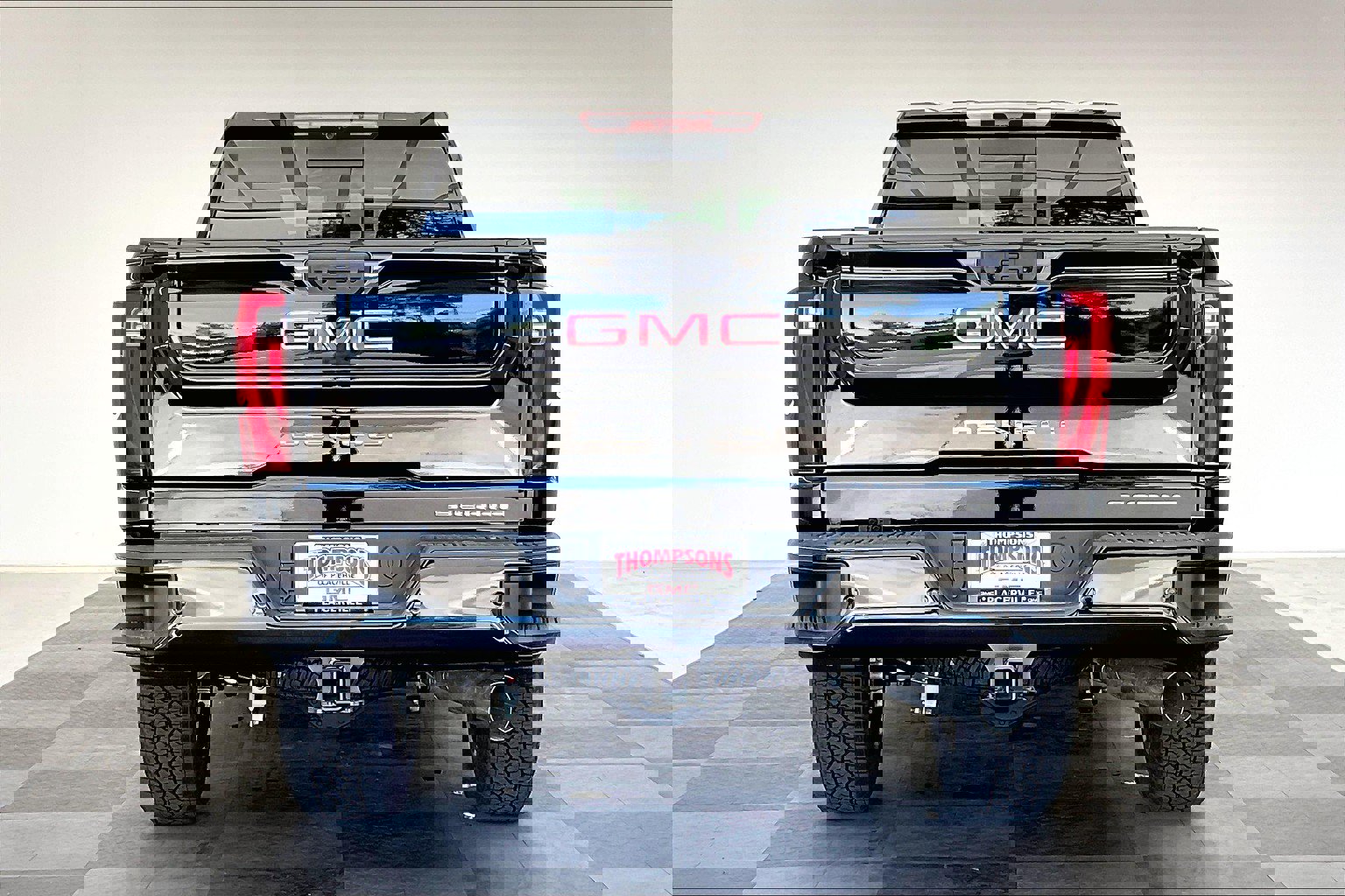 2025 Gmc Sierra 2500 HD Denali photo 3