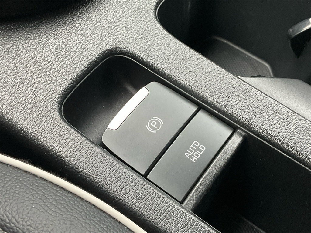 2024 Kia Forte GT-Line photo 26