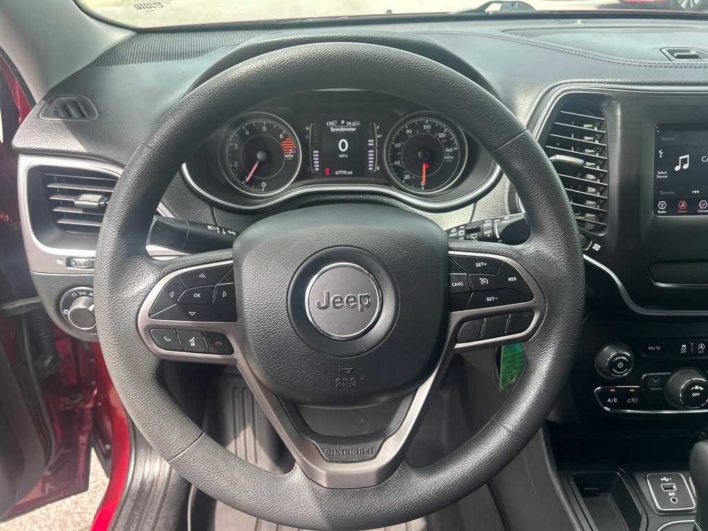 2021 Jeep Cherokee Latitude photo 26