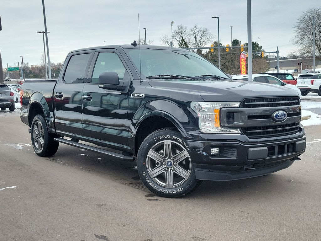 2020 Ford F-150 XLT's photo