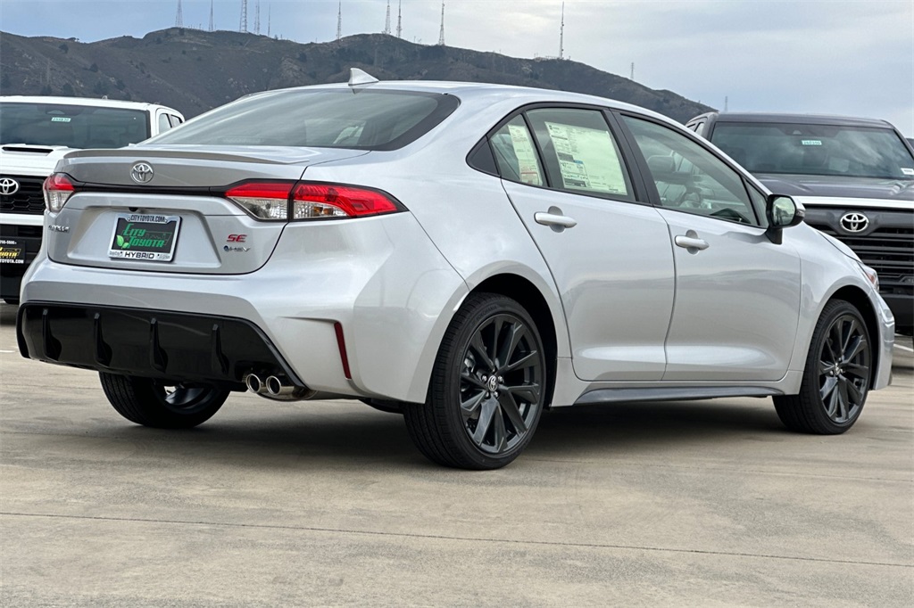 2026 Toyota Corolla Hybrid SE photo 4