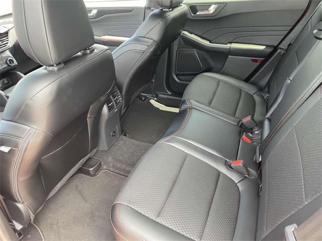 2025 Ford Escape Hybrid ST-Line photo 7
