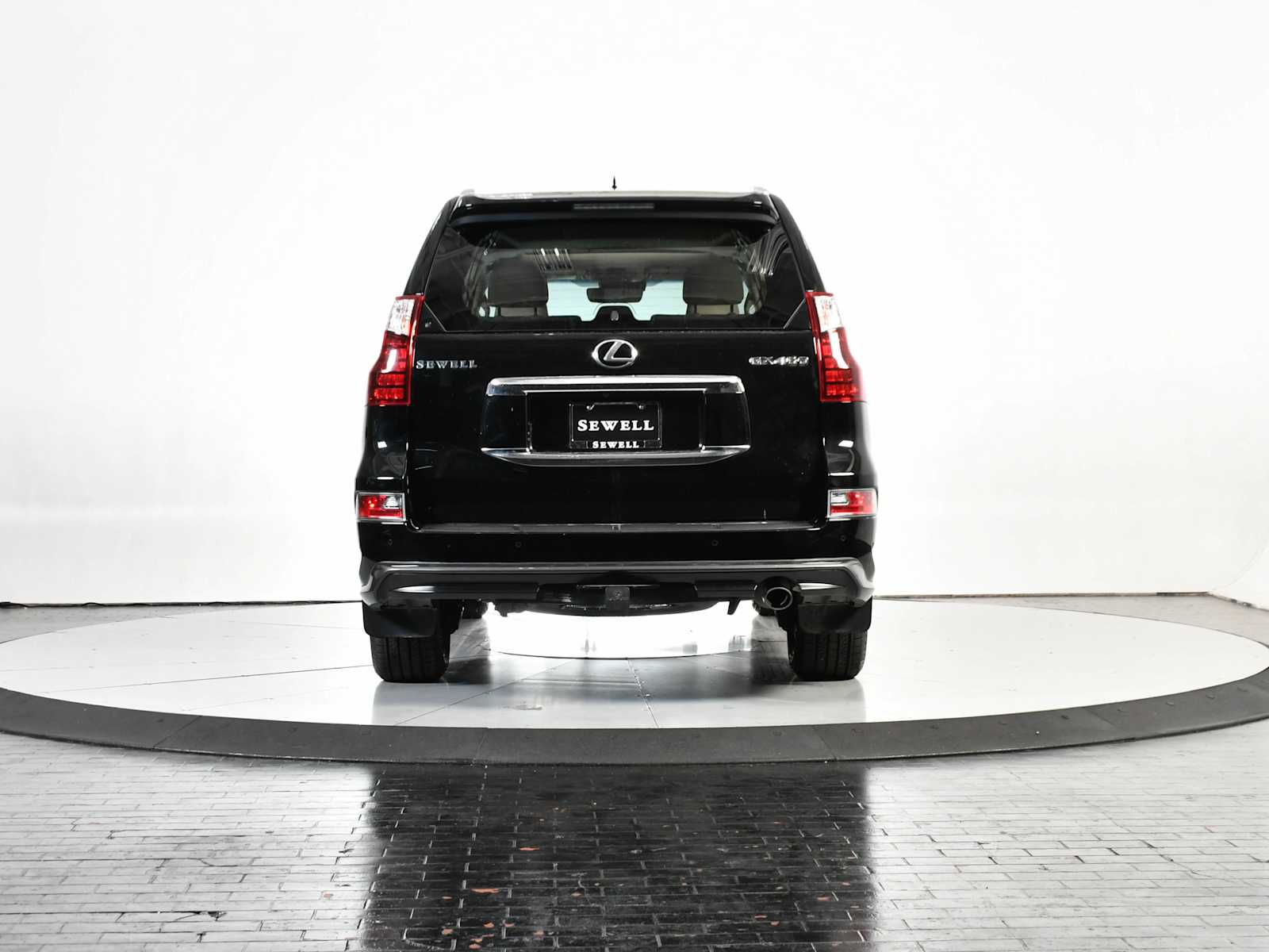 2021 Lexus GX Luxury photo 4