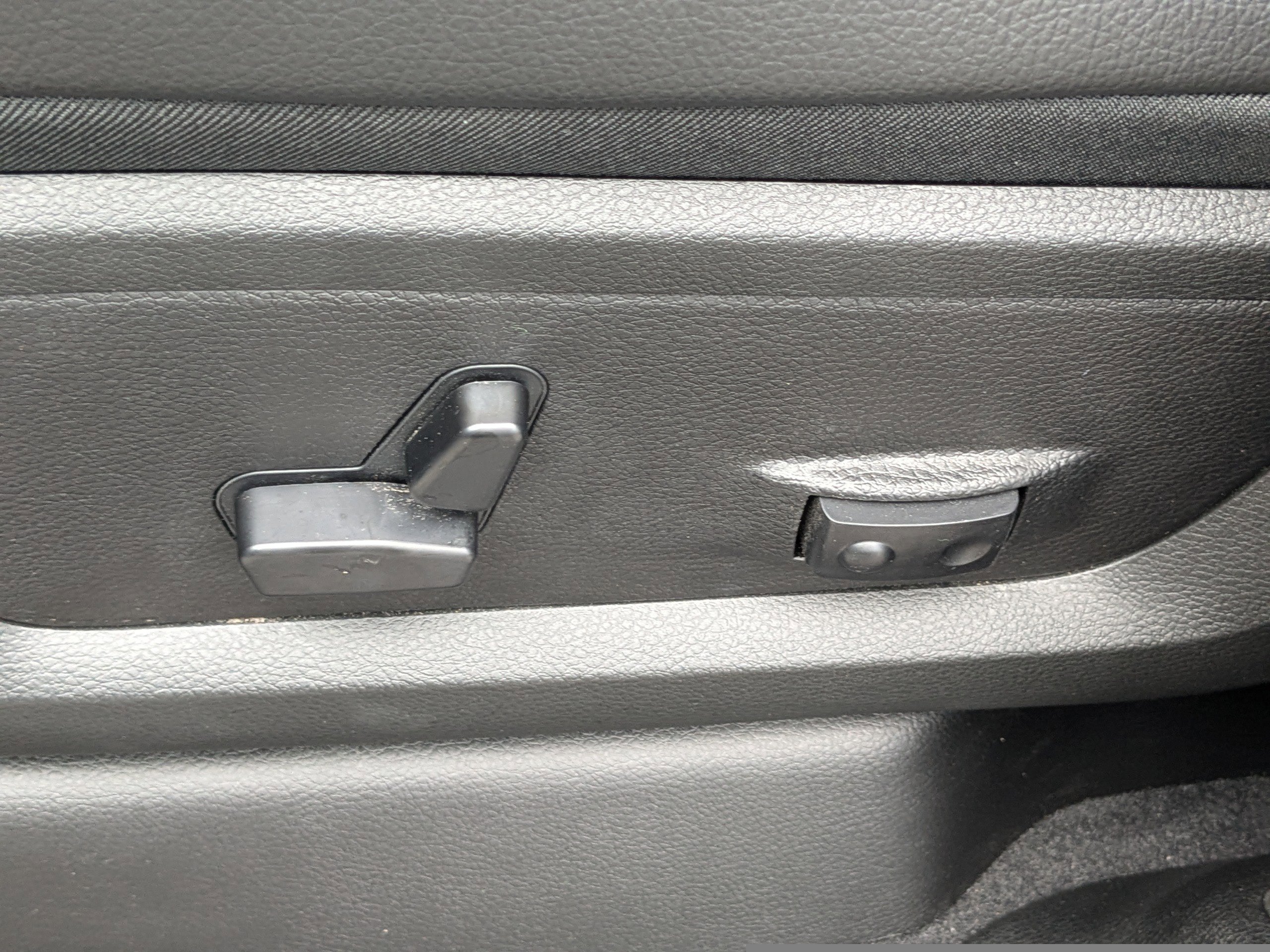 2025 Ram 2500 Laramie photo 18