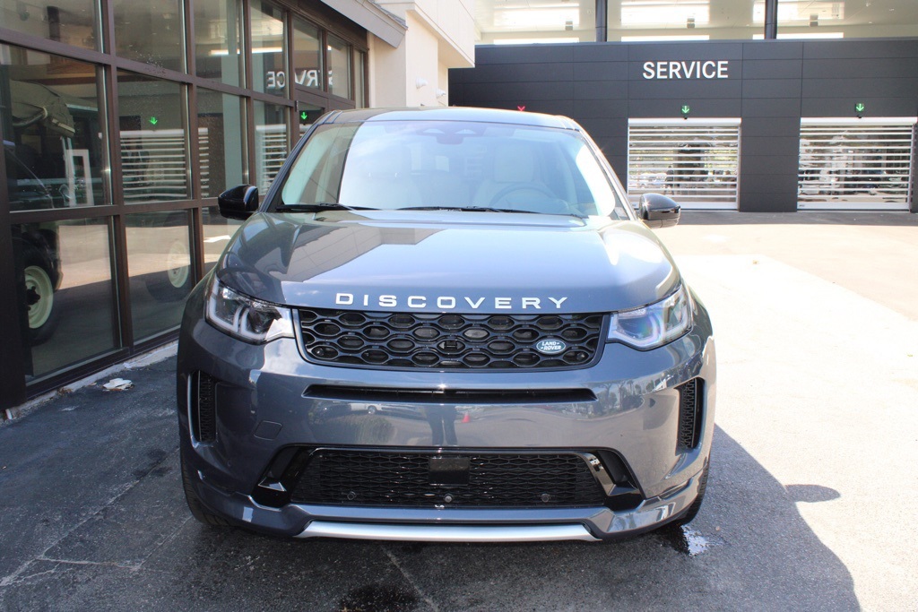 2024 Land Rover Discovery Sport S photo 2