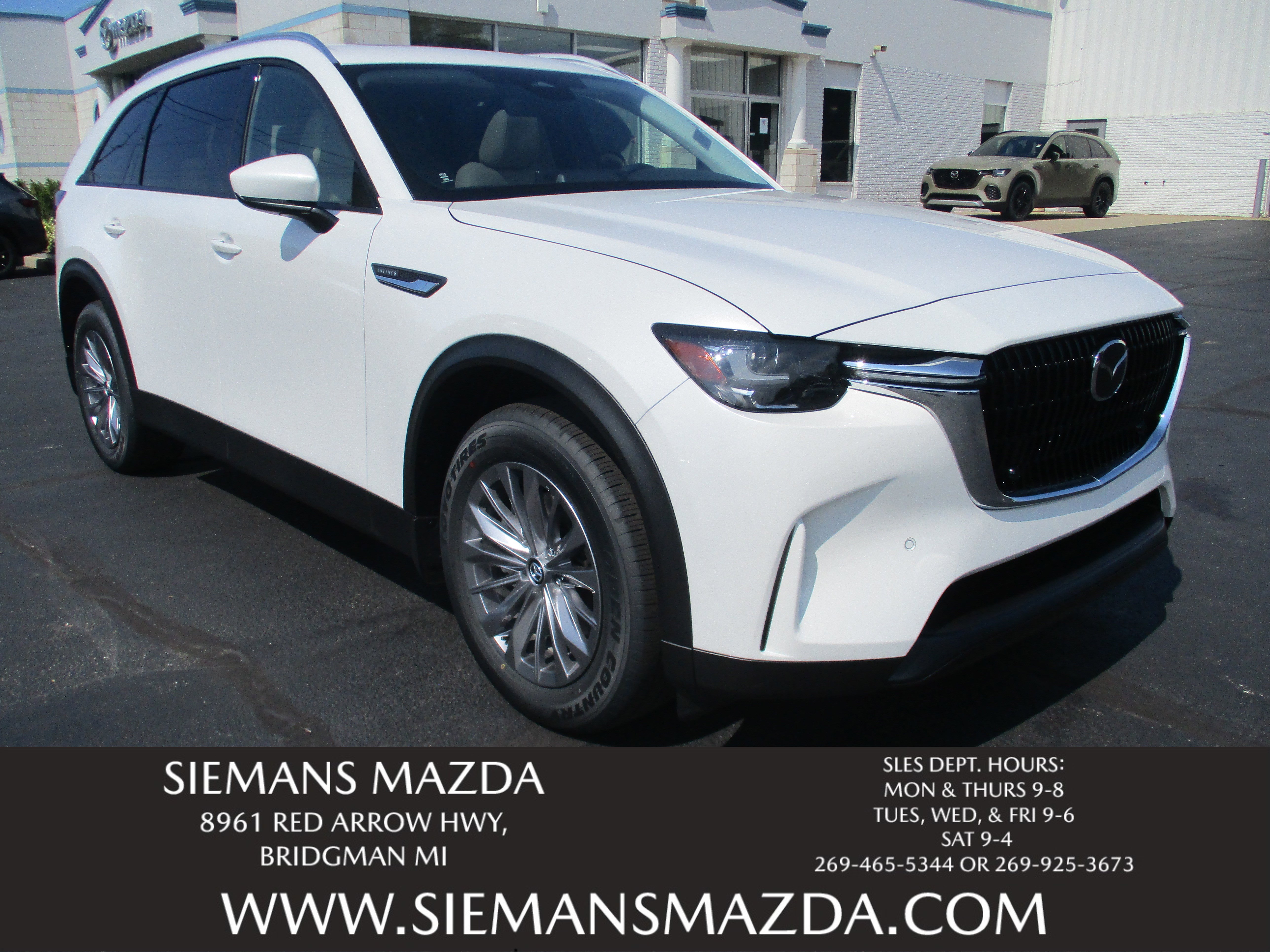 2025 Mazda CX-90 Preferred Package's photo