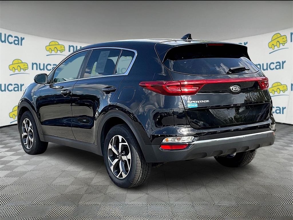 2022 Kia Sportage LX photo 4