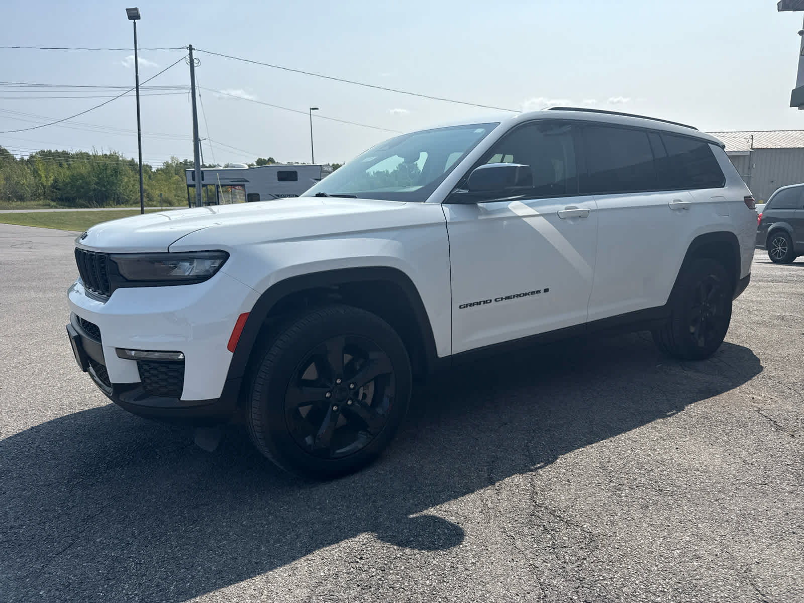 2023 Jeep Grand Cherokee L Limited's photo