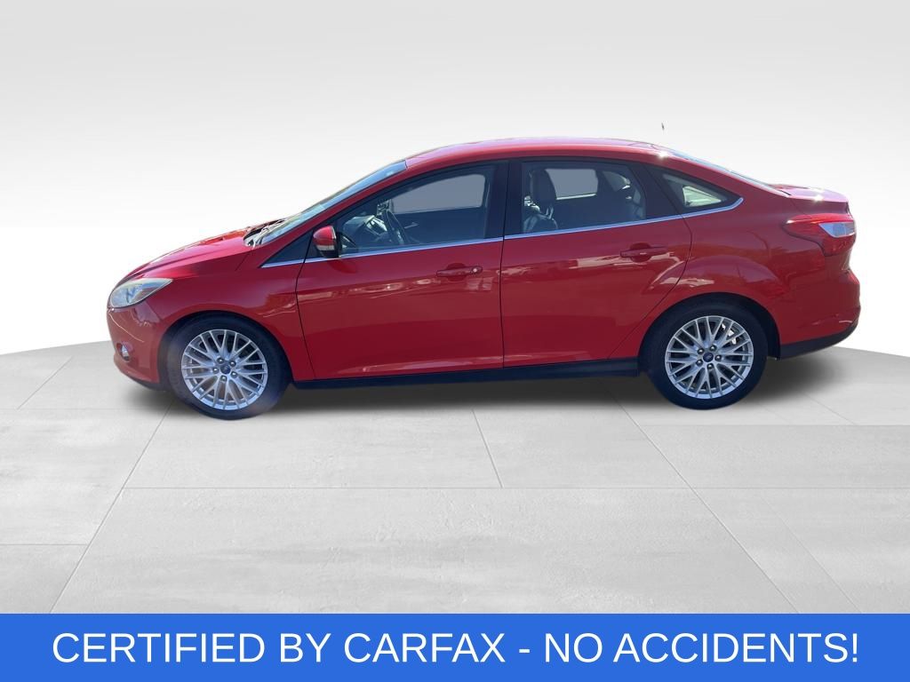 Used 2012 Ford Focus SEL with VIN 1FAHP3H27CL154767 for sale in Northfield, Minnesota