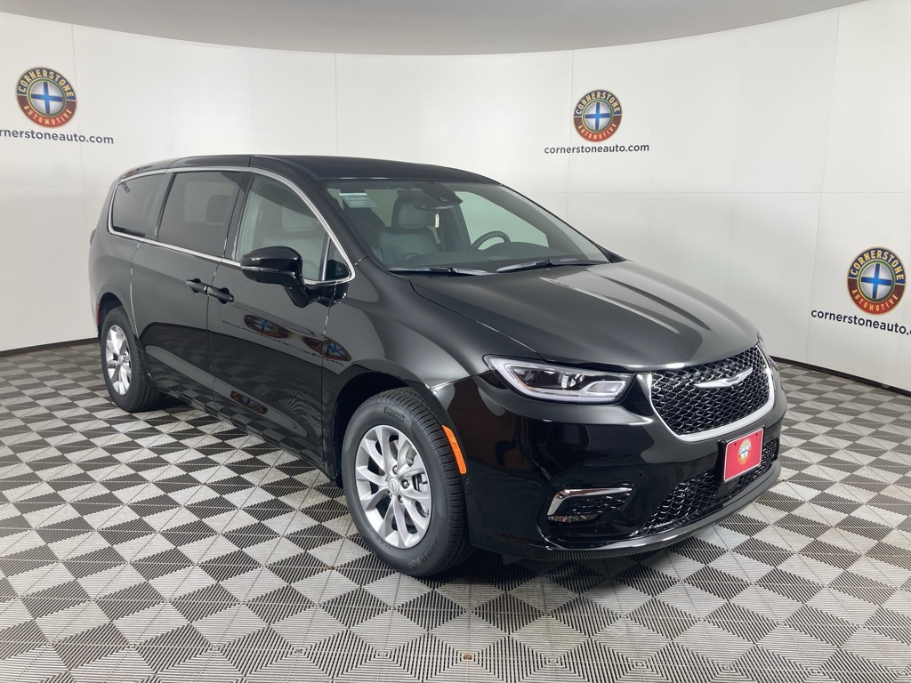 2025 Chrysler Pacifica photo 10
