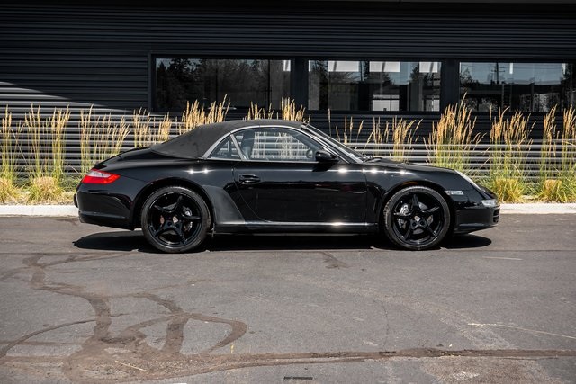 2005 Porsche 911 4S photo 31