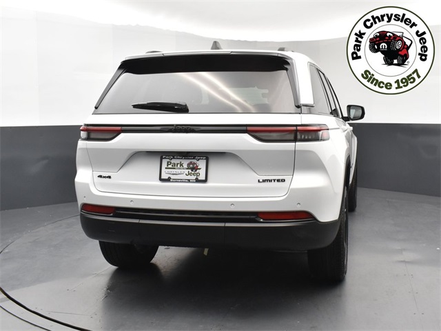 2025 Jeep Grand Cherokee Limited photo 5