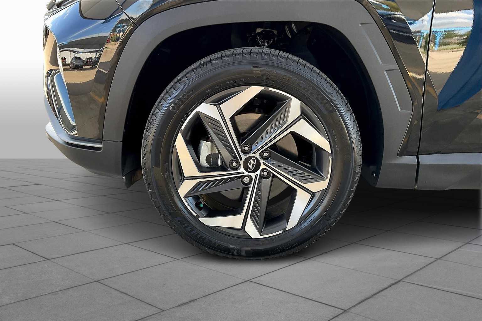 2024 Hyundai Tucson SEL Convenience photo 2
