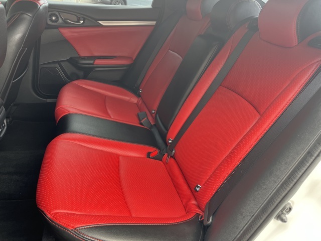 2018 Honda Civic Sport Touring photo 21