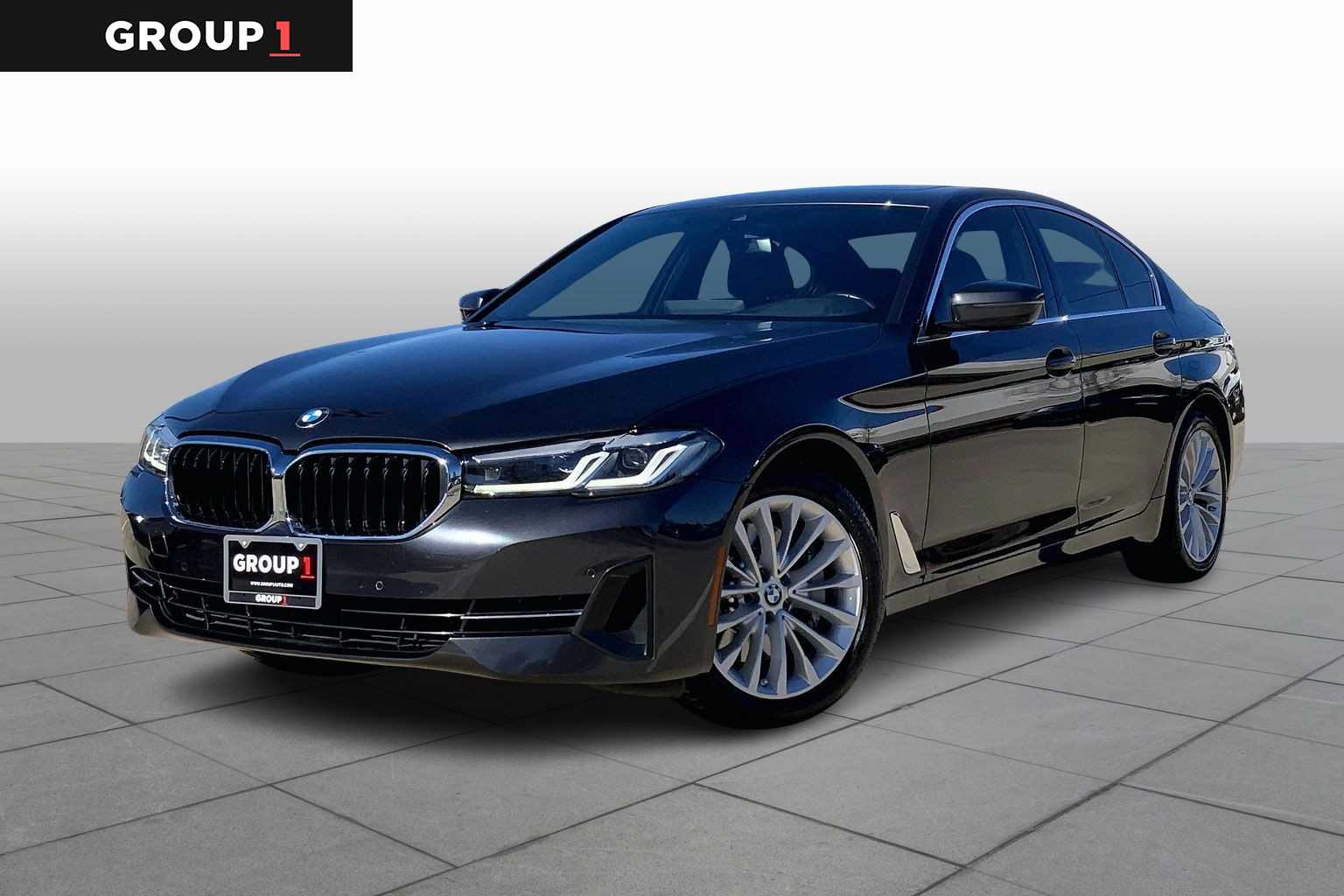 2022 BMW 5 Series 530i's photo