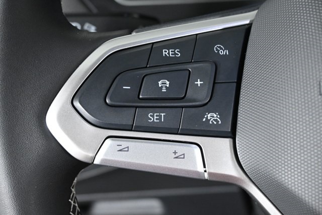 2024 Volkswagen Tiguan SE Wolfsburg Edition photo 22