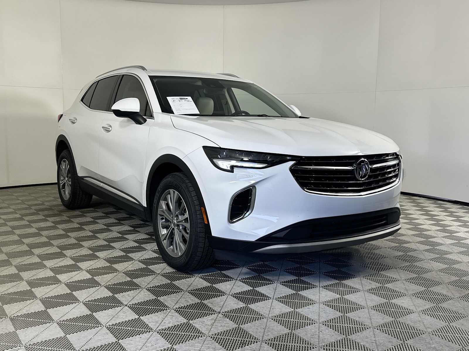 2022 Buick Envision Preferred's photo