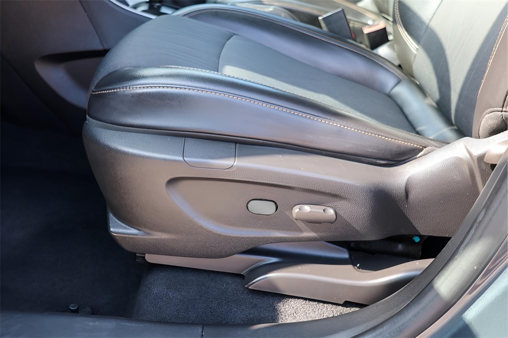 2021 Chevrolet Trax LT photo 15