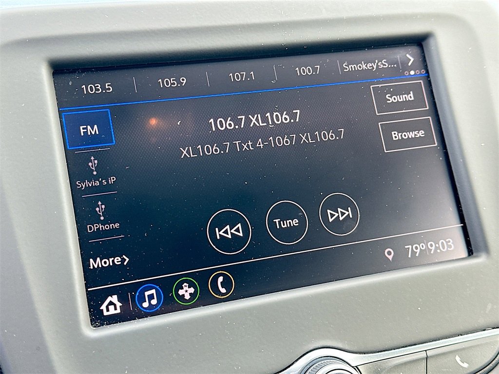 2020 Chevrolet Equinox LT photo 11