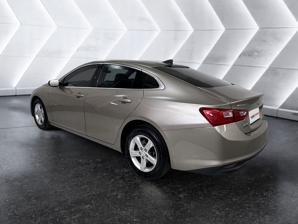 2022 Chevrolet Malibu photo 6