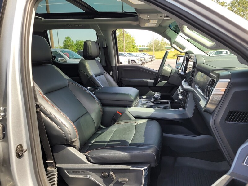 2022 Ford F-150 Lariat photo 10