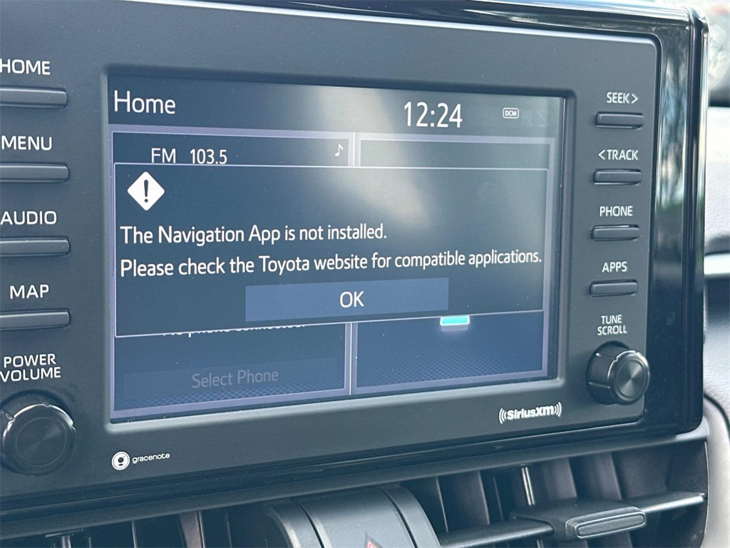 2021 Toyota RAV4 Hybrid XLE photo 3