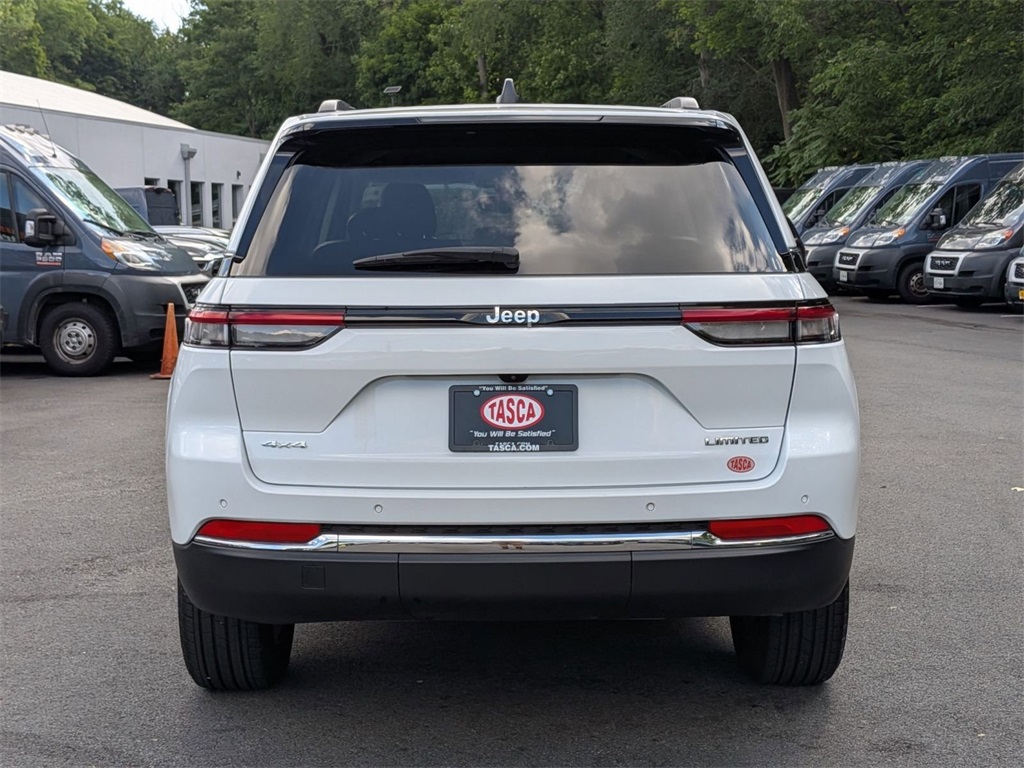 2022 Jeep Grand Cherokee Limited photo 3