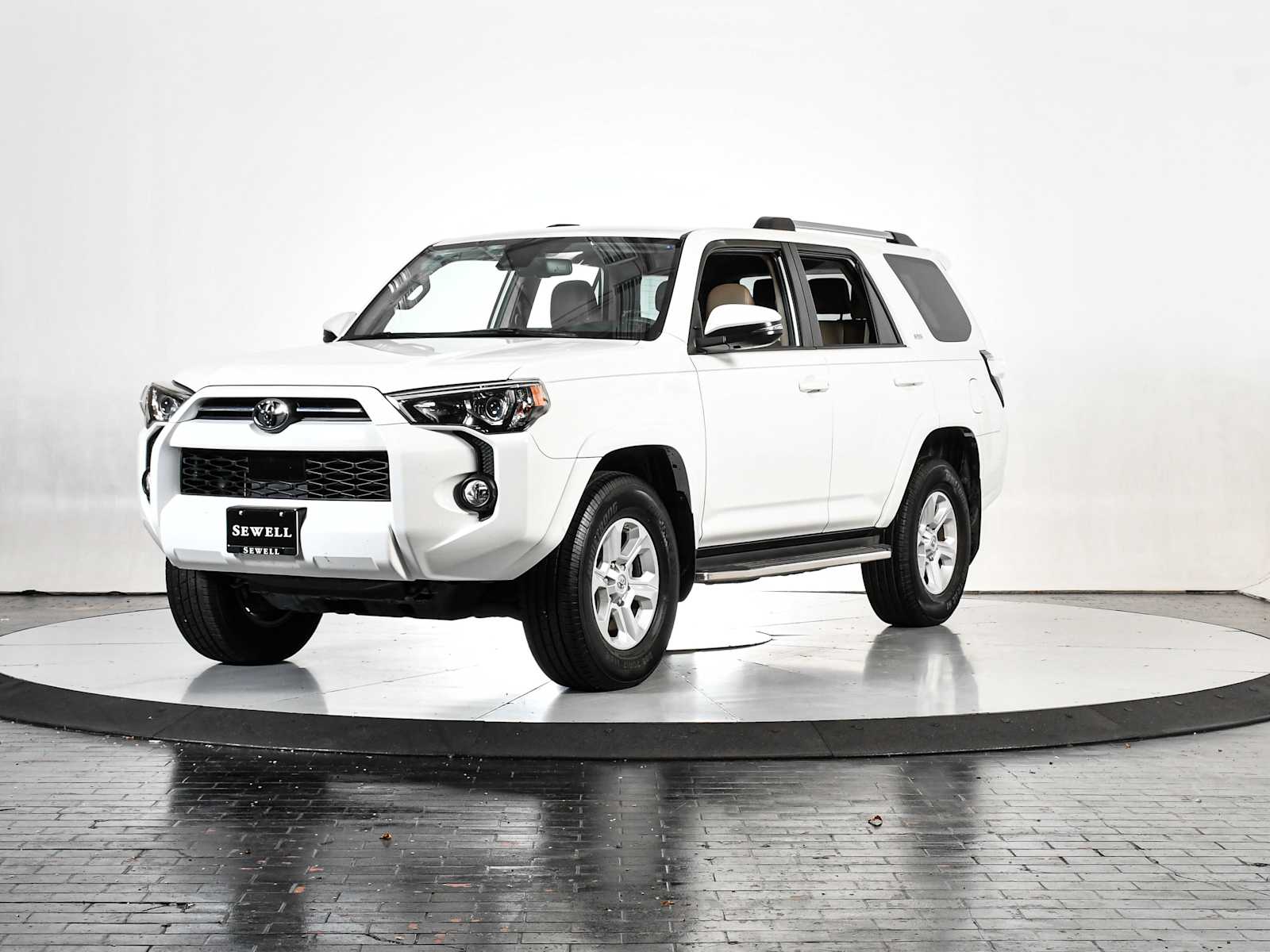 2020 Toyota 4Runner SR5 Premium's photo